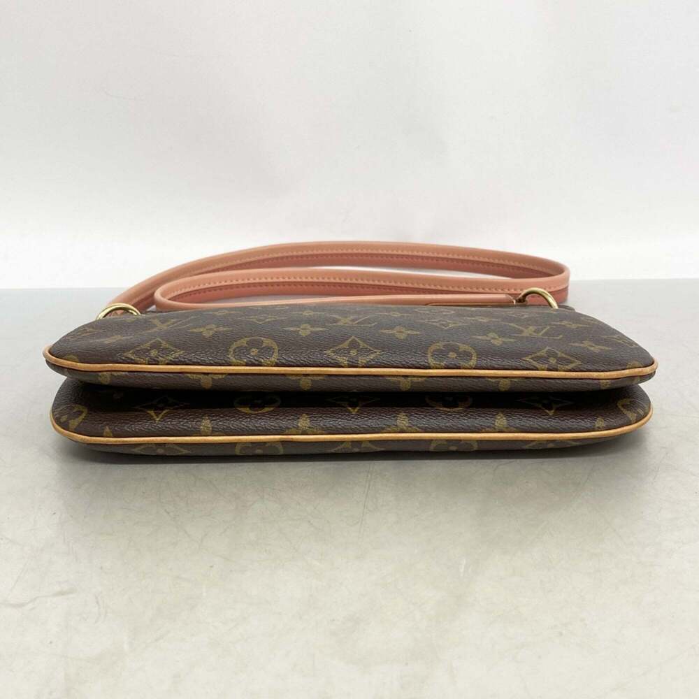 LOUIS VUITTON Brown Monogram Shoulder Bag - Picture 3 of 10